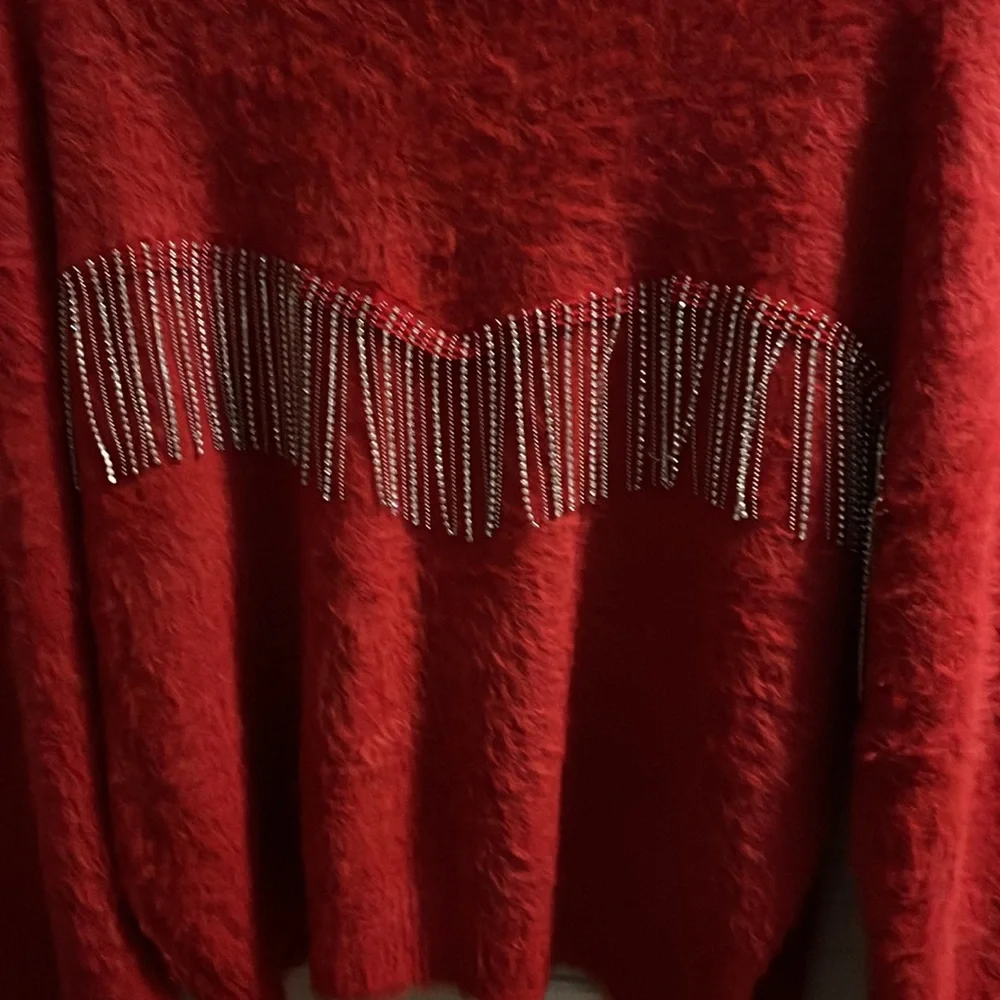 On 12th Fuzzy Thick Winter Sweater with Blings Fringes Size L - Picture 3 of 9